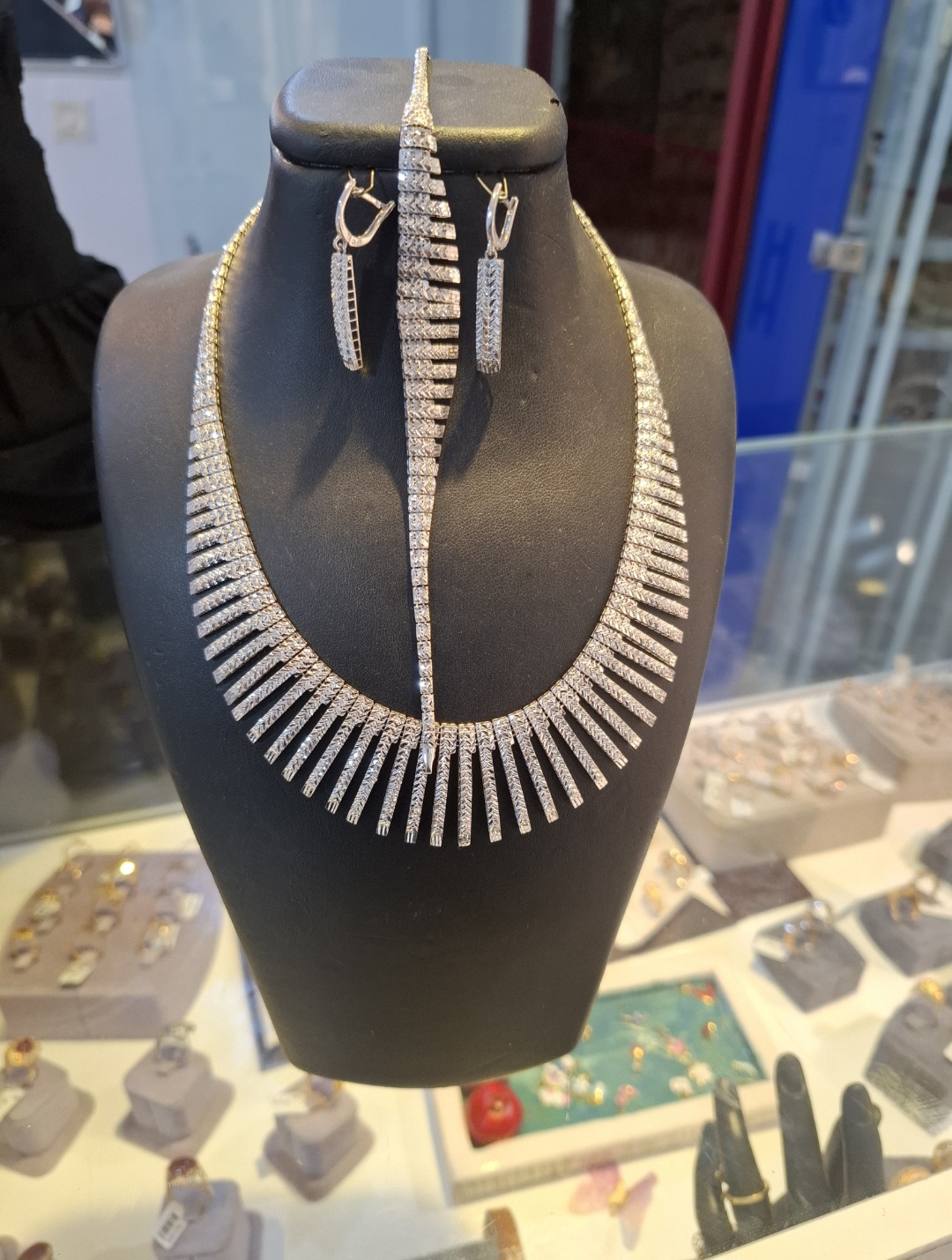 سرویس تراش